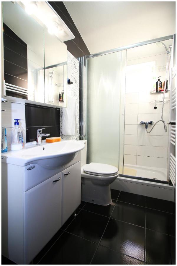 Mikelin Apartment Primosten Exterior photo